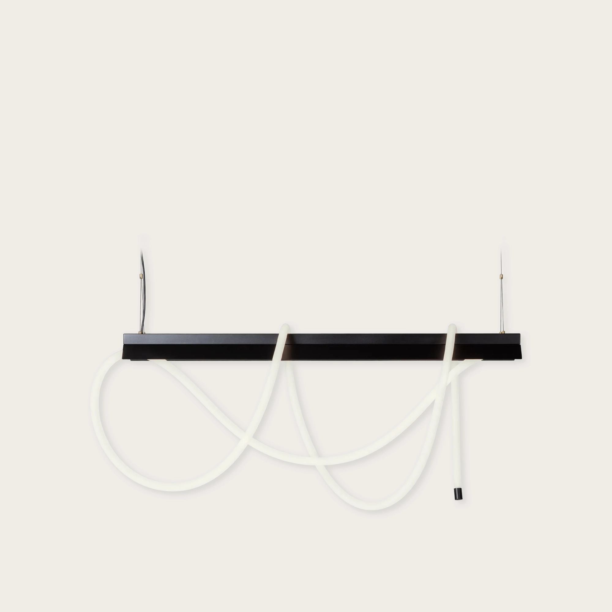 TUBELIGHT_500_MOOOI_02.jpg