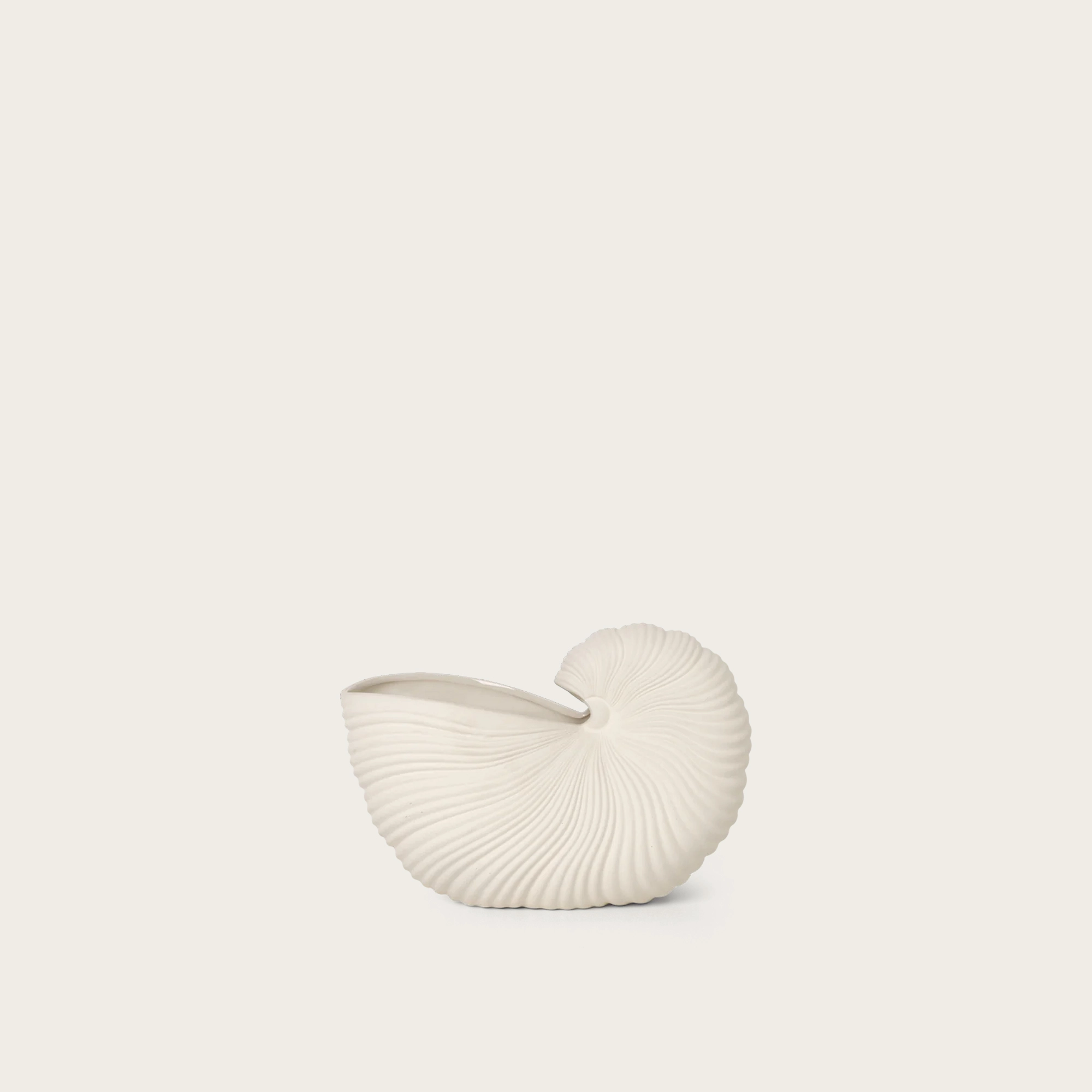 Shell-Pot---Off-white.jpg