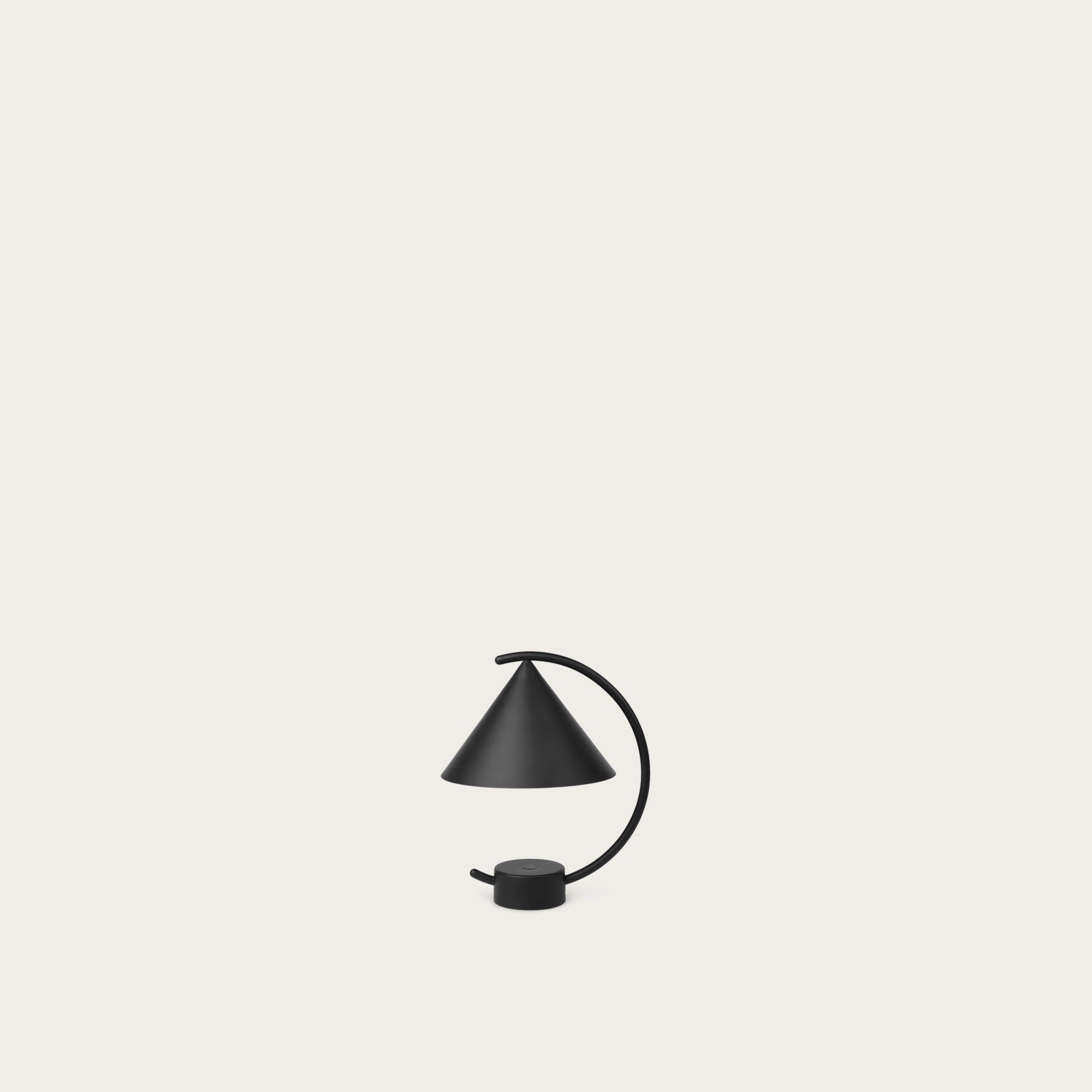 Meridian-Lamp---Black.jpg