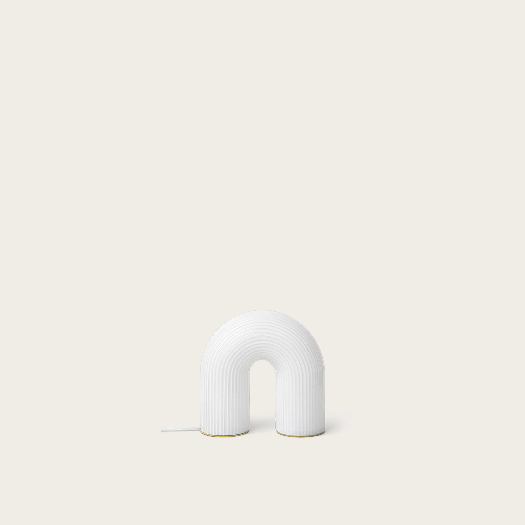 Vuelta-Lamp---White.jpg