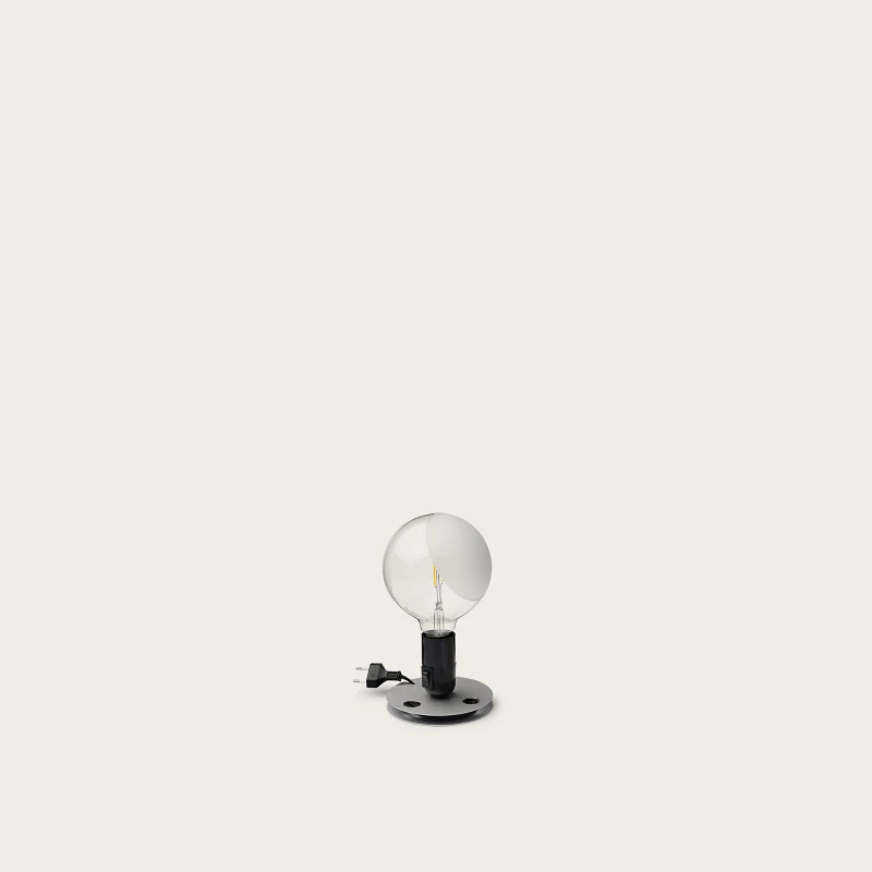 LAMPADINA_preto_01.jpg