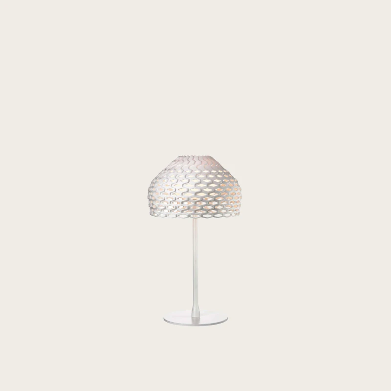 tatou-table-T1-BRANCO.jpg