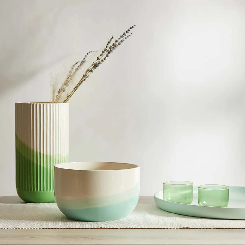 Herringbone-Vase-ESTRIADA-VERDE-1.jpg
