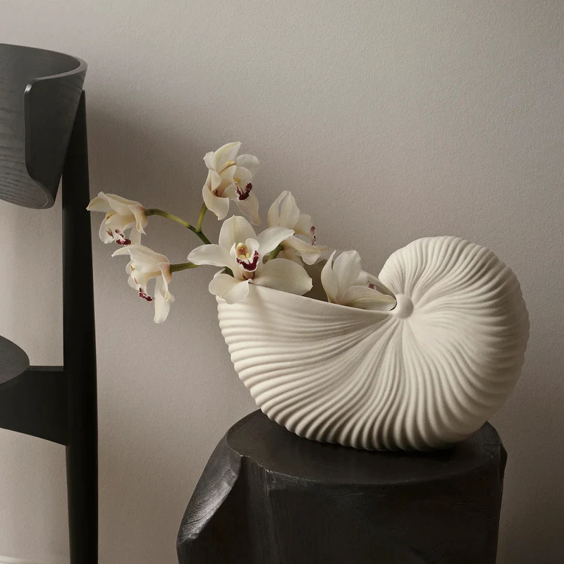 Shell-Pot---Off-white-1.jpg