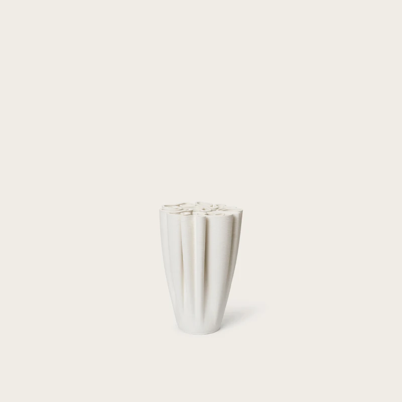 Dedali-Vase---Off-white.jpg