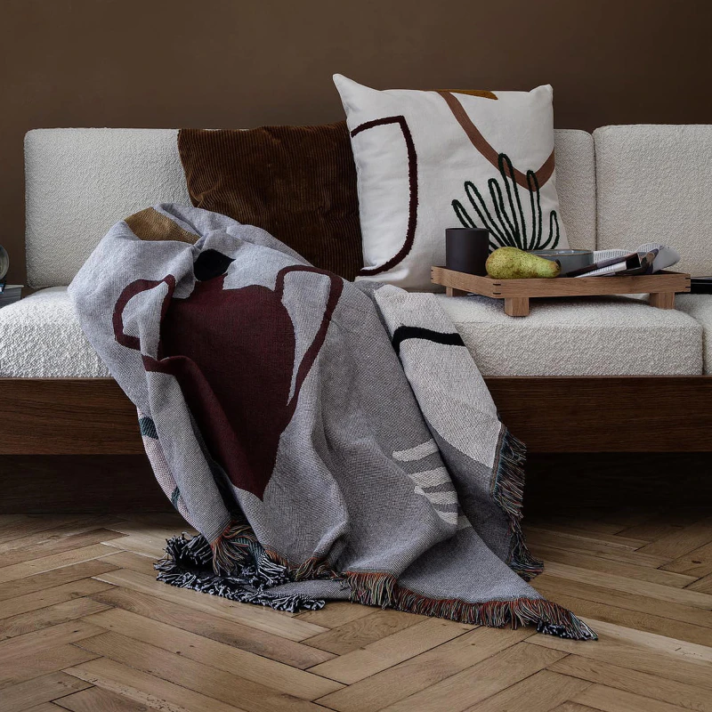 Mirage-Cushion---Leaf-3.jpg