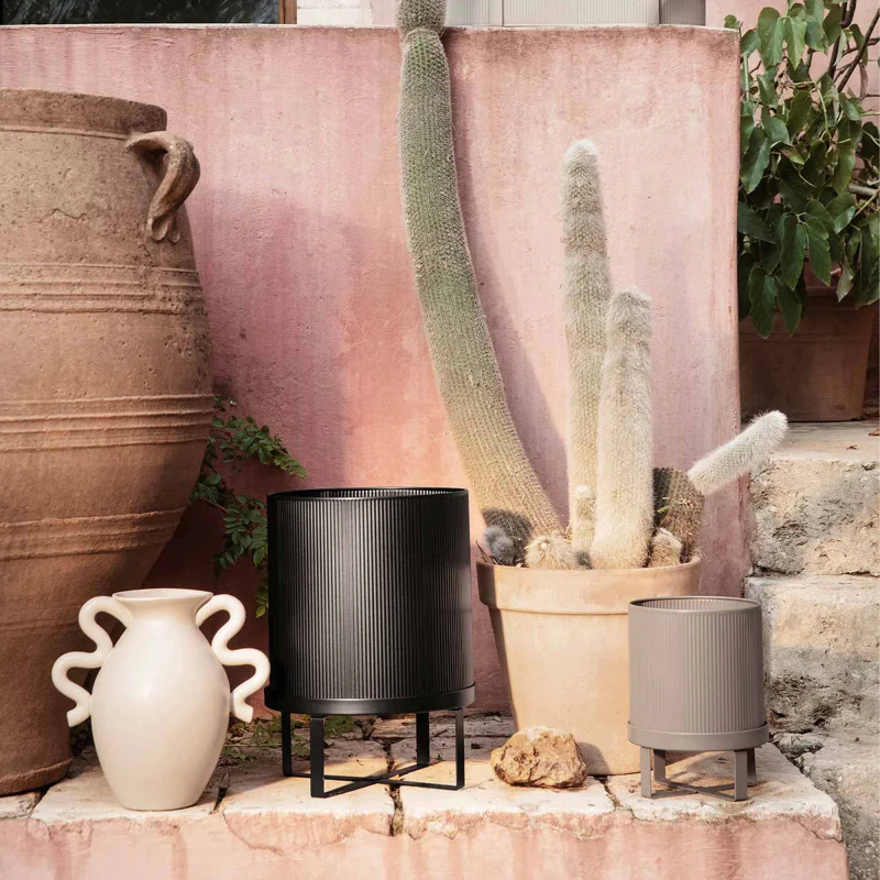 Pot---Large---Black_1.jpg