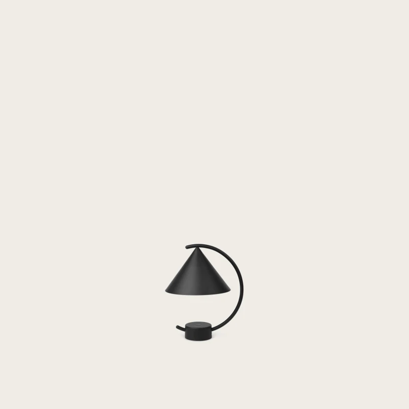 Meridian-Lamp---Black.jpg