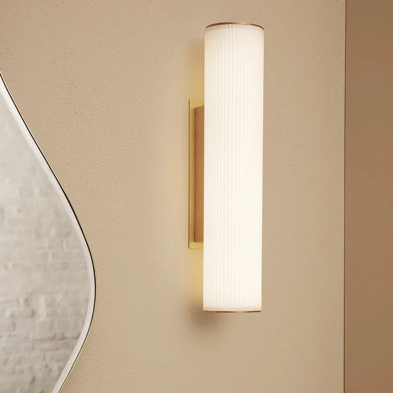 Vuelta-Wall-Lamp-40---White_Brass-2.jpg