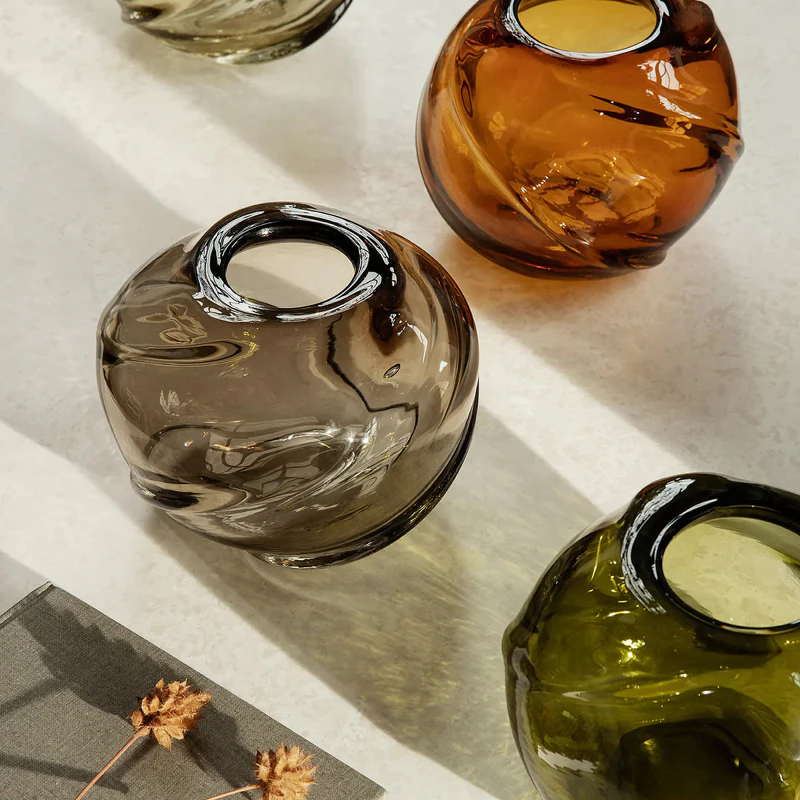 Water-Swirl-Vase---Round---Amber-1.jpg